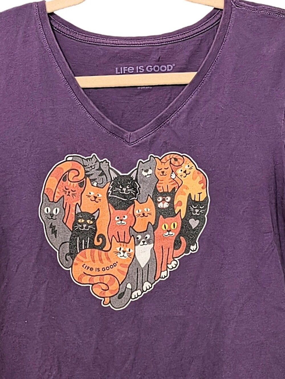 Life is Good Women's Purple V-Neck Cat Heart Graphic Tee